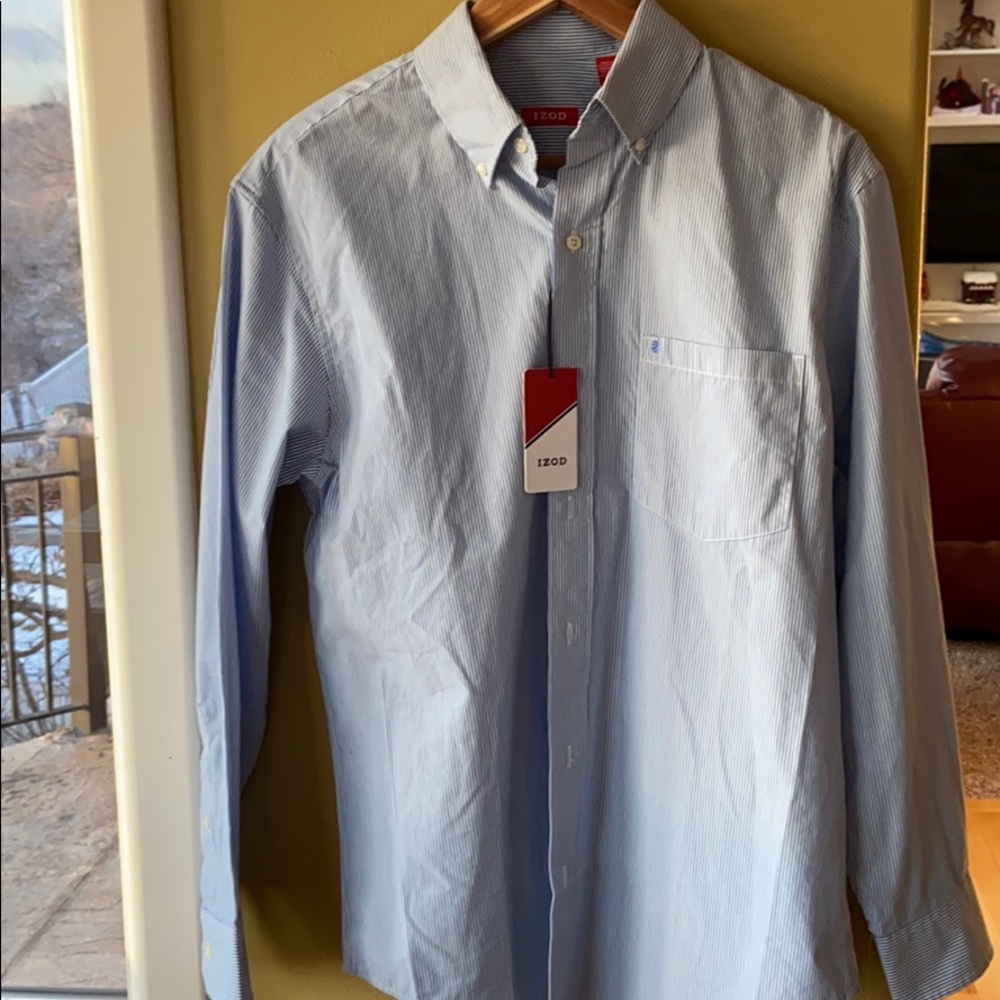 💋2/$30💋 NWT IZOD men’s bottom down shirt